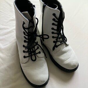 Doc Martin wannabe boots